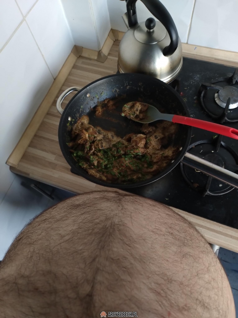 Powiedzcie mi co jest z tymi babami. Zrobiłem wczoraj obiad