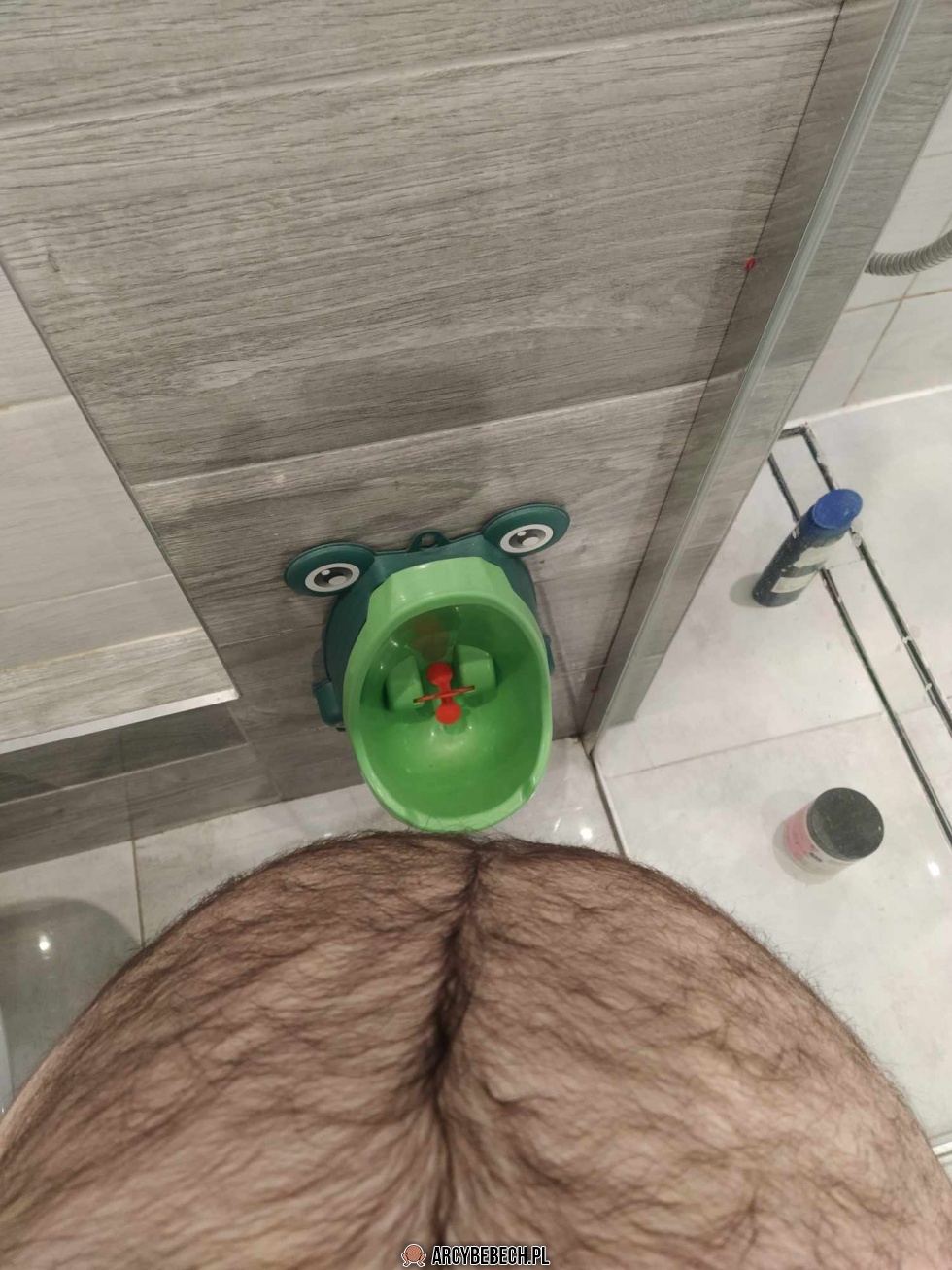 Poznałem wczoraj loszkę pod dyskoteką, tzw. "klubem"